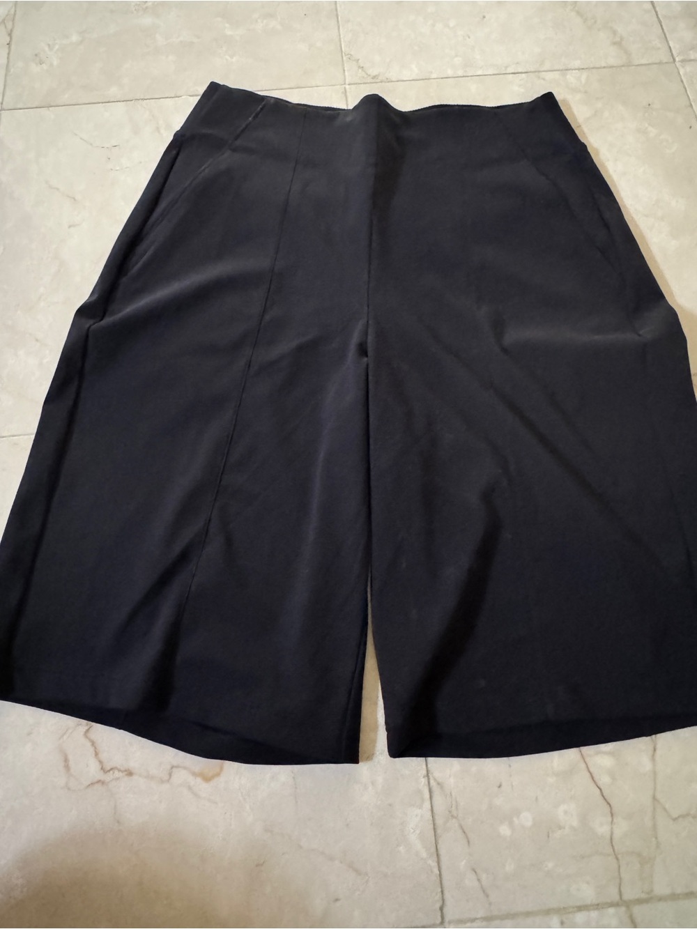 Black athleta Bermuda shorts size 2